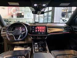 ڤۆڵکسواگن ئەتڵەس کرۆس سپۆرت